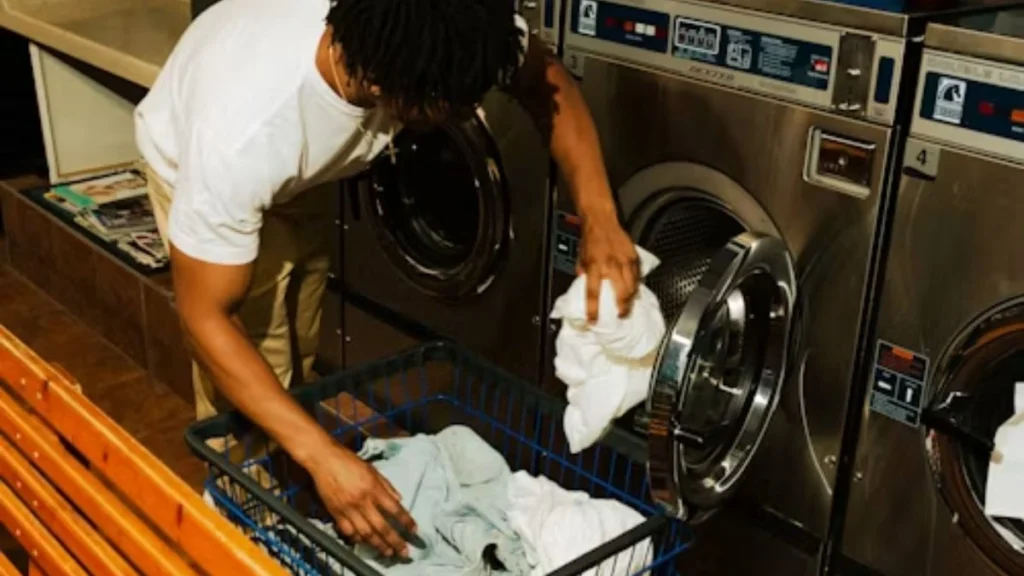 Laundry Attendant Job Czechia